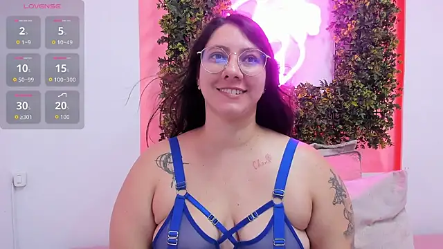 Živý XXX chat SophieCorrales