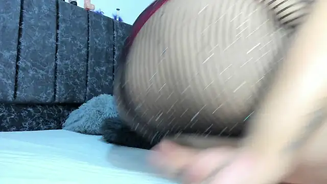 canddy_love élő XXX-chatje