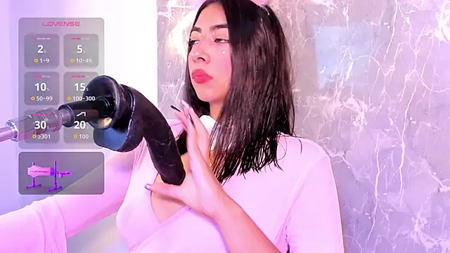 cherry_skinnyy_'s Webcam Show