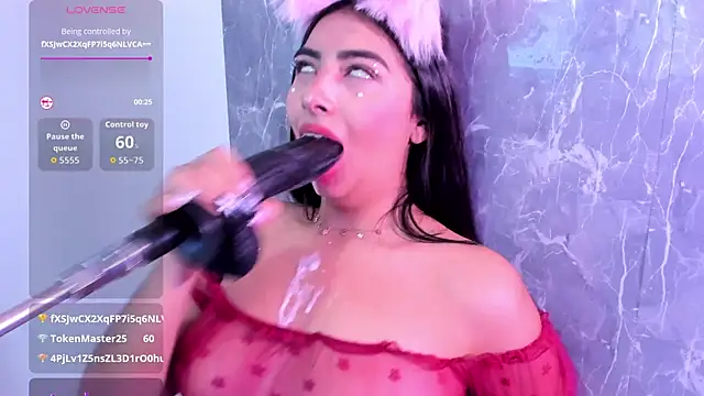 cherry_skinnyy_'s Webcam Show