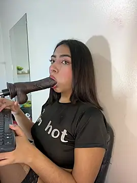 cherry_skinnyy_ Chat XXX in diretta
