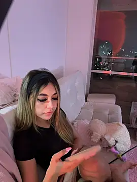 OliviaLuuxe 网络视讯表演