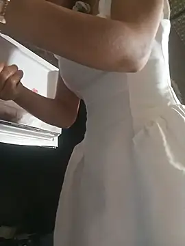 GiniEi 在線直播表演