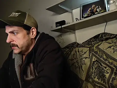 BrunoAlphaBRn Webbikameraesitys