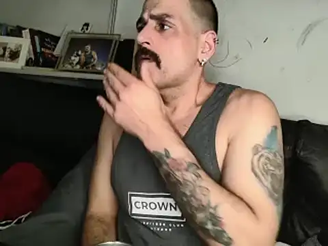 BrunoAlphaBRn Webbikameraesitys