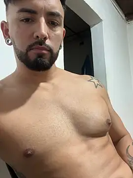 عرض كام ivanCrow