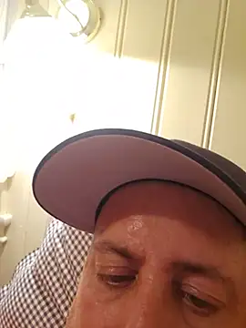 heterohotguy78 Webcam Show