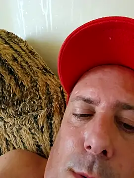 heterohotguy78 Webcam Show