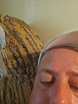 heterohotguy78's Webcam Show