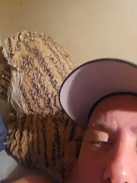 heterohotguy78 webcam show