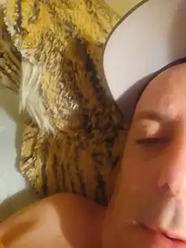 heterohotguy78 webcam show