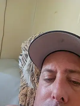 heterohotguy78's Webcam Show