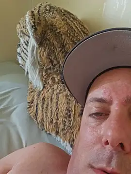 heterohotguy78's Webcam Show