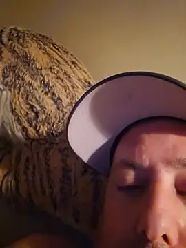 heterohotguy78 Pertunjukan Webcam