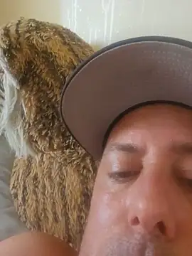 heterohotguy78 Webcam Show