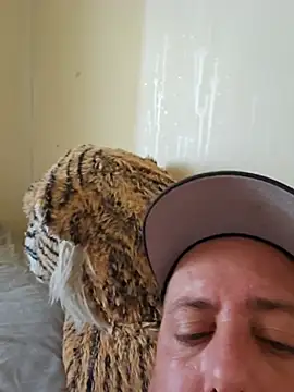 heterohotguy78 – webcam-show