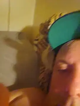 heterohotguy78 webcam show