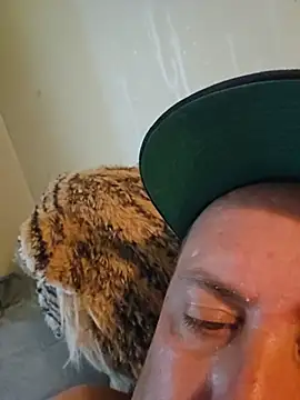 heterohotguy78 Webcam Show