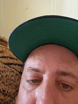 heterohotguy78's Webcam Show