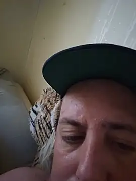 heterohotguy78's Webcam Show