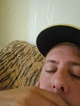 heterohotguy78 Webcam show