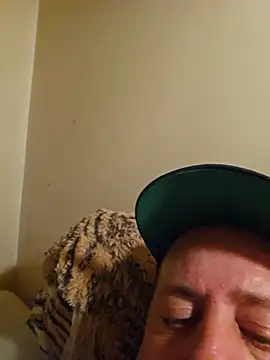 heterohotguy78 webcam show