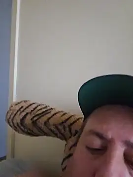 heterohotguy78's Webcam Show