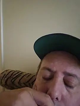 heterohotguy78's Webcam Show