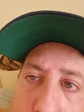 heterohotguy78 Show in webcam