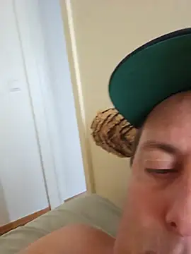 heterohotguy78 Webcam Show