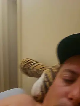 heterohotguy78's Webcam Show