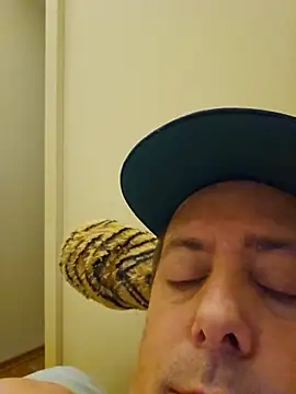 heterohotguy78's Webcam Show