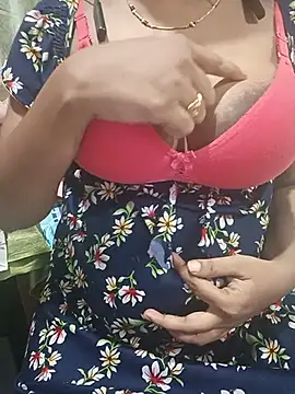 classic__girl__ webcam show