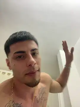 Aronfox23 webcam show