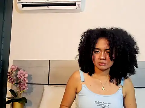Webkamerová show Kiraspell