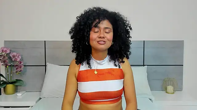 Kiraspell Chat XXX in diretta
