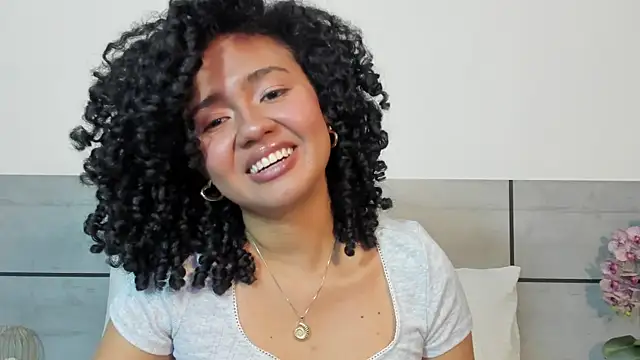 Kiraspell live XXX chat