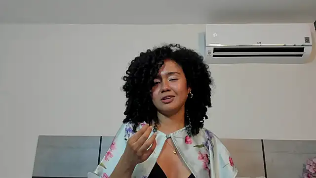 Chat XXX en directo de Kiraspell
