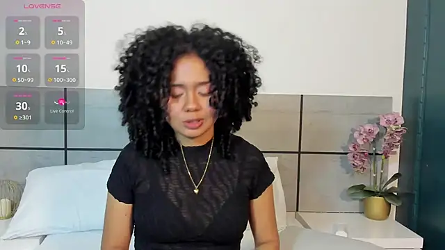 Kiraspell's Live XXX Chat