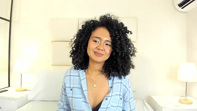 Kiraspell's Webcam Show