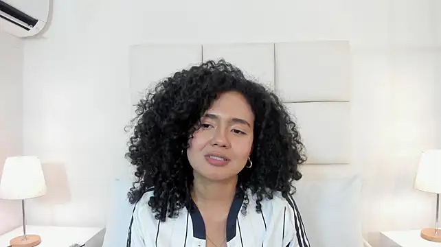 عرض كام Kiraspell