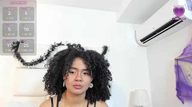 Chat +18 de Kiraspell ao vivo