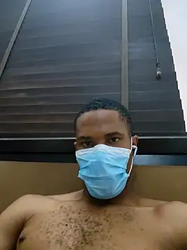 the_naughtyboynaijaのウェブカメラショー