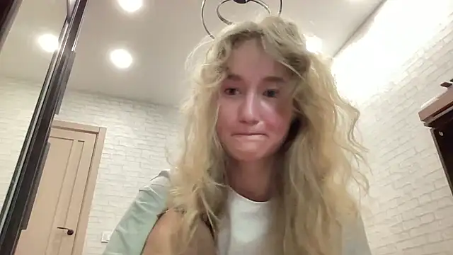 Webkamerová show MissMillyx