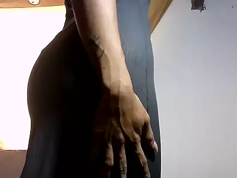 h0rny_asianbj Show Webcam