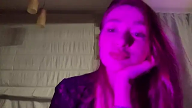 Nolenne Pertunjukan Webcam