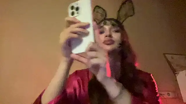 Nolenne's Webcam Show