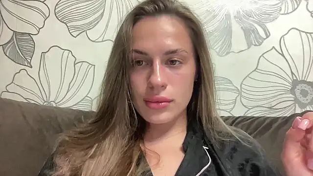 Meloriah Chat XXX in diretta