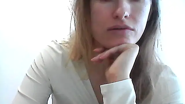 Nimetta Live XXX-Chat