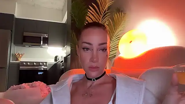 Saroria's Webcam Show